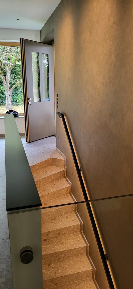 LED Edelstahlhandlauf LAMANO 40x40 mit Wandhalter und Pulverbeschichtung