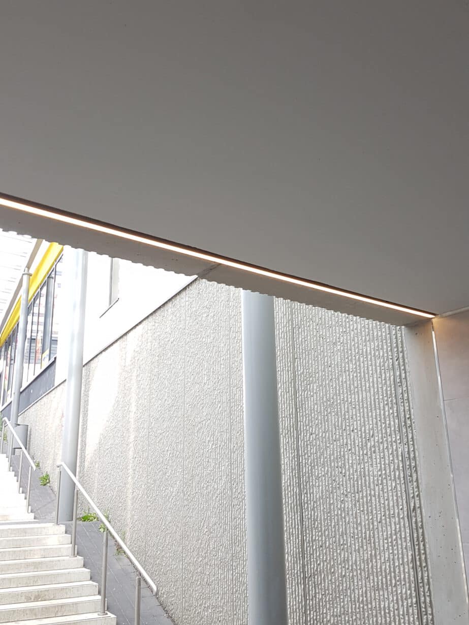Bahnhof Dormagen Einbauleuchte LED Line U20
