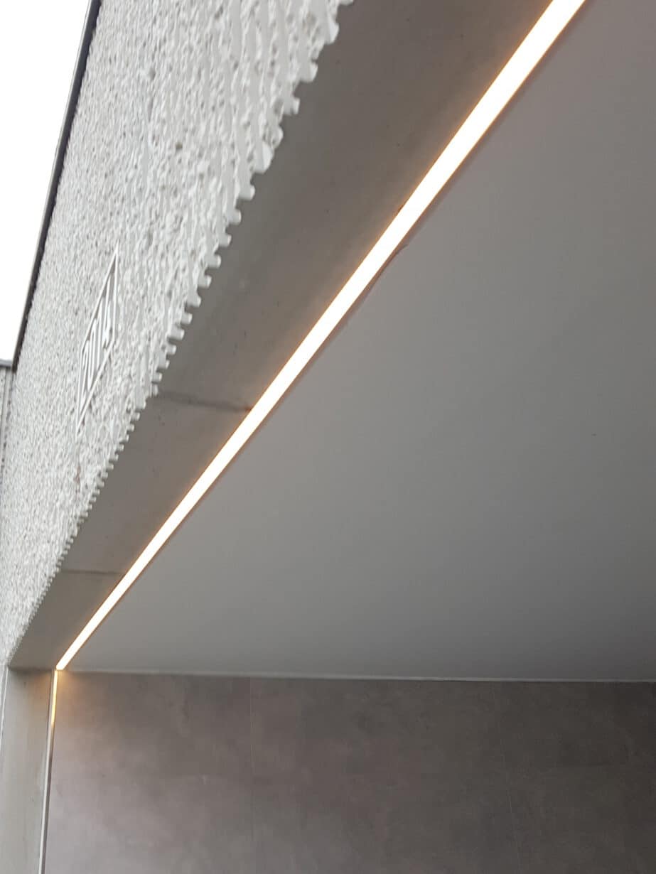 Bahnhof Dormagen Einbauleuchte LED Line U20